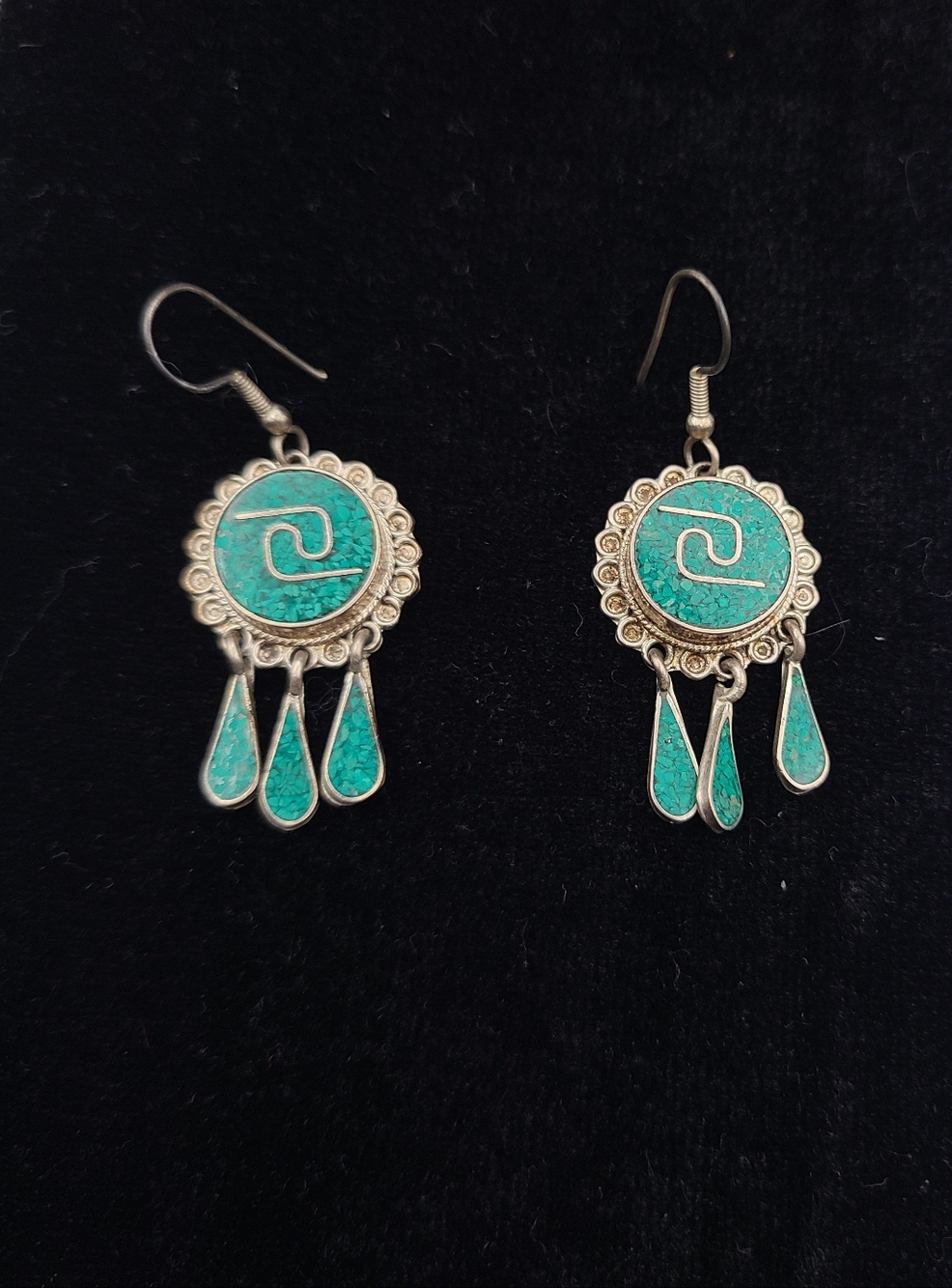 VTG Turquoise Chip Inlay Dangle Earrings - Alpaca Mexico